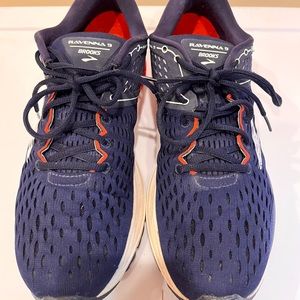 Brooks Ravenna 9 Men’s Blue Low Cut Sneakers 11.5